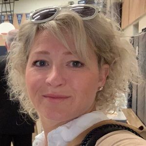 Meet your Posher, Annette